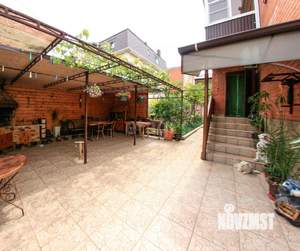 Дом 407м², 3-этажный, участок 4 сот.