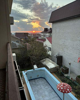 Дом 282м², 3-этажный, участок 4 сот.