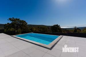 Дом 174м², 2-этажный, участок 6 сот.