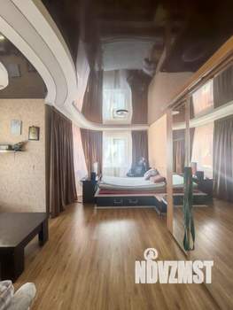 Дом 264м², 2-этажный, участок 637 сот.