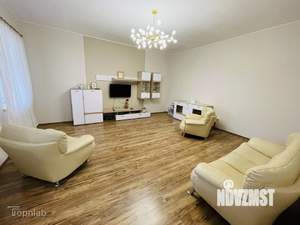 Дом 208м², 2-этажный, участок 7 сот.