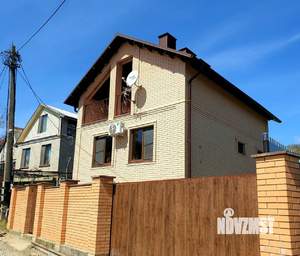 Дом 95м², 3-этажный, участок 4 сот.