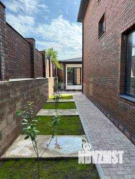 Дом 430м², 3-этажный, участок 6 сот.