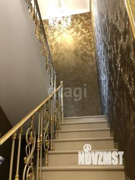 Дом 270м², 2-этажный, участок 4 сот.