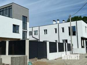 Дом 224м², 3-этажный, участок 4 сот.