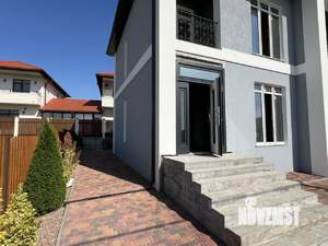 Дом 174м², 2-этажный, участок 4 сот.