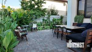 Дом 424м², 3-этажный, участок 7 сот.