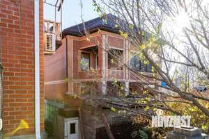 Дом 260м², 3-этажный, участок 4 сот.