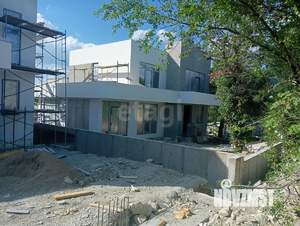 Дом 220м², 2-этажный, участок 4 сот.