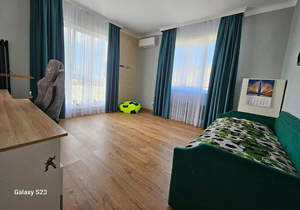 Дом 305м², 3-этажный, участок 4 сот.