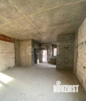 Дом 168м², 2-этажный, участок 4 сот.