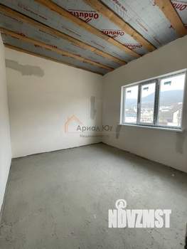 Дом 204м², 2-этажный, участок 3 сот.