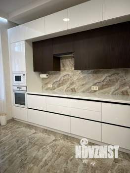 Дом 220м², 2-этажный, участок 3 сот.