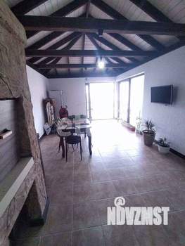 Дом 248м², 2-этажный, участок 6 сот.