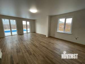 Дом 212м², 3-этажный, участок 4 сот.