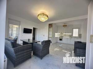 Дом 222м², 2-этажный, участок 4 сот.