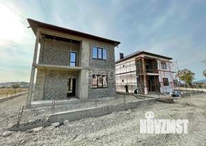 Дом 205м², 2-этажный, участок 3 сот.