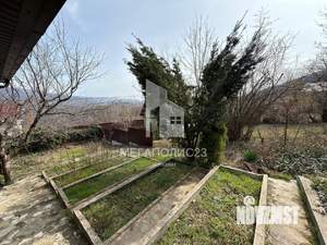 Дом 80м², 2-этажный, участок 8 сот.