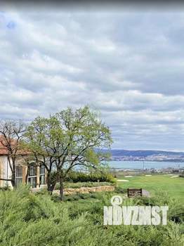 Таунхаус 243м², 3-этажный, участок 3 сот.