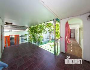 Дом 605м², 3-этажный, участок 5 сот.