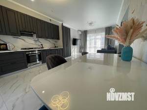 Дом 263м², 2-этажный, участок 8 сот.