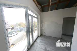 Дом 110м², 2-этажный, участок 6 сот.