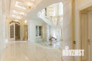 Дом 513м², 2-этажный, участок 15 сот.