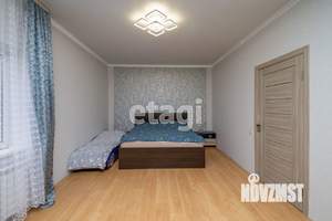 Дом 200м², 3-этажный, участок 4 сот.