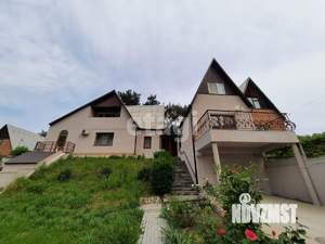 Дом 394м², 3-этажный, участок 23 сот.