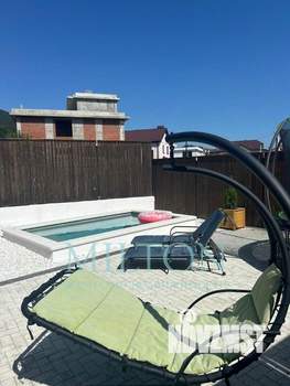 Дом 220м², 3-этажный, участок 3 сот.