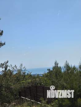 Дом 400м², 3-этажный, участок 6 сот.