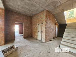 Коттедж 650м², 3-этажный, участок 10 сот.