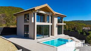 Дом 174м², 2-этажный, участок 6 сот.