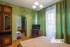 Дом 250м², 2-этажный, участок 6 сот.