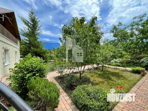 Дом 208м², 2-этажный, участок 7 сот.