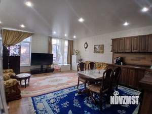 Дом 211м², 3-этажный, участок 1 сот.