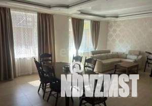 Дом 250м², 3-этажный, участок 3 сот.