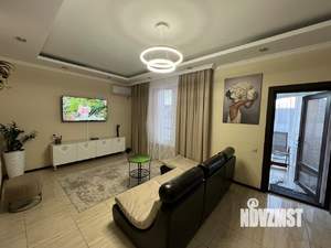 Дом 242м², 2-этажный, участок 3 сот.