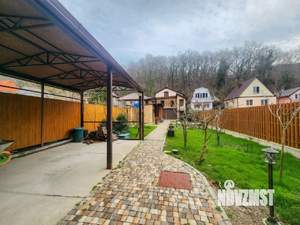 Дом 186м², 3-этажный, участок 4 сот.