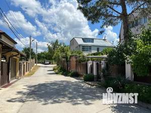 Дом 235м², 3-этажный, участок 8 сот.