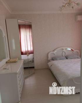 Дом 250м&sup2;, 3-этажный, посуточно, 