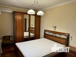 Дом 350м², 2-этажный, посуточно, 