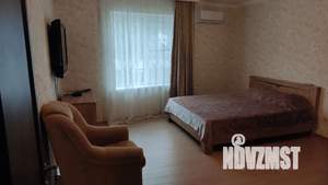 Дом 160м&sup2;, 2-этажный, посуточно, 