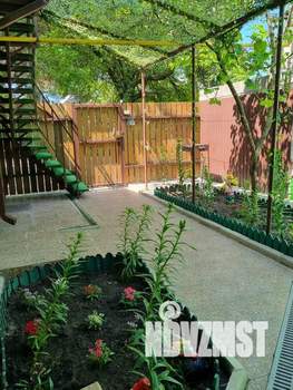 Дом 40м&sup2;, 2-этажный, посуточно, 