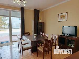 Дом 123м&sup2;, 3-этажный, посуточно, 