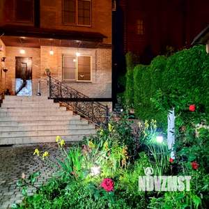 Дом 370м&sup2;, 2-этажный, посуточно, 