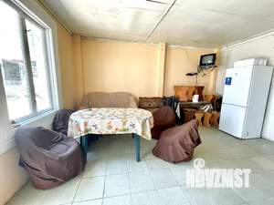 Дом 12м&sup2;, 2-этажный, посуточно, 