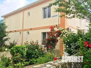 Дом 160м&sup2;, 2-этажный, посуточно, 