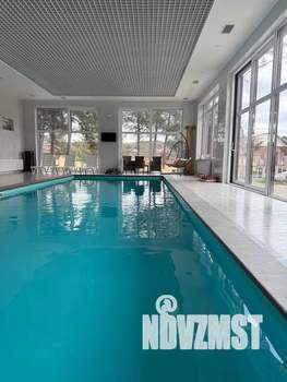 Дом 500м&sup2;, 2-этажный, посуточно, 