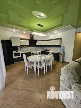 Таунхаус 220м&sup2;, 3-этажный, на длительный срок, 